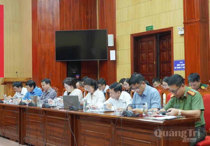 Các đại biểu tham dự cuộc họp - Ảnh: H.L