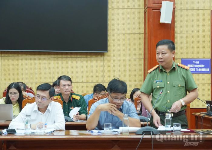 Đại diện lãnh đạo các sở, ngành, đơn vị, địa phương phát biểu tại cuộc họp - Ảnh: H.L