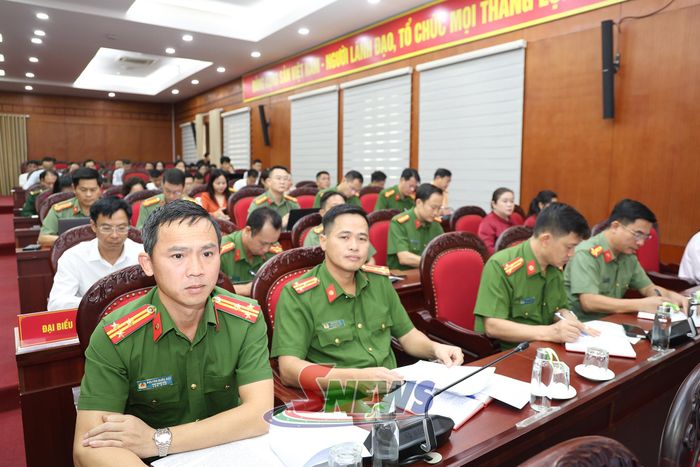 Các đại biểu dự hội nghị.