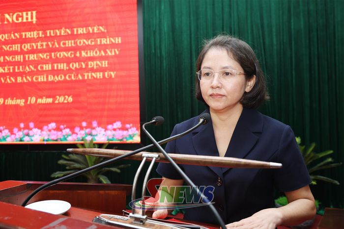 Đồng chí Chủ nhiệm Ủy ban Kiểm tra Tỉnh ủy quán triệt các nội dung tại hội nghị.