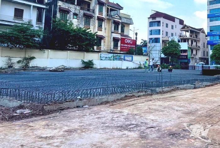 Bể chứa cưỡng bức thu gom nước mưa được xây dựng trong khuôn viên Trường Mầm non 19-5.