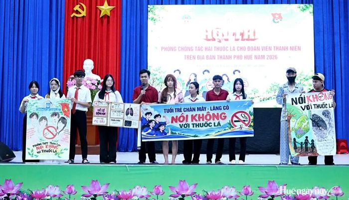 Phần thi đến từ Đoàn thanh niên xã Chân Mây - Lăng Cô.