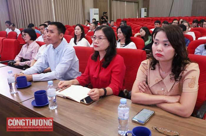 Năm 2026, Bộ Công Thương tiếp tục đẩy mạnh đổi mới công tác đào tạo, bồi dưỡng cán bộ, công chức, viên chức nhằm phát triển nguồn nhân lực đáp ứng tốt yêu cầu quản lý nhà nước, sản xuất và kinh doanh