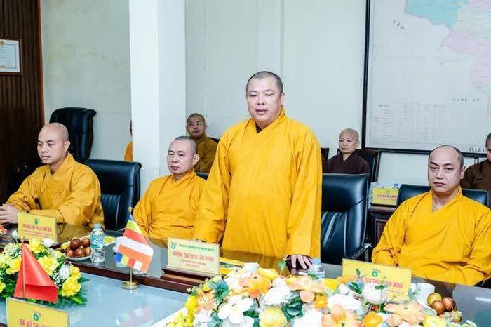 Thượng tọa Thích Tâm Chính cảm ơn tình cảm của lãnh đạo tỉnh Thanh Hóa 