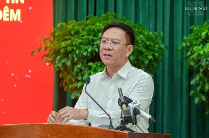 Đại diện Sở Nội vụ, Sở Văn hóa và Thể thao TP.HCM phát biểu