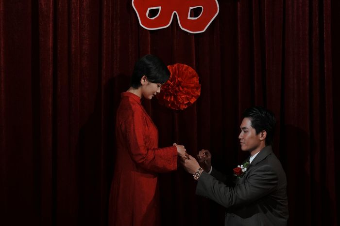 Khoảnh khắc hạnh phúc của nhân vật Quân và San trong phim. (Ảnh: ĐPCC).