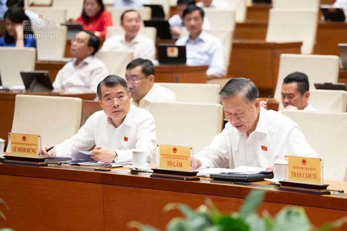 Tổng Bí thư, Chủ tịch nước Tô Lâm và Thủ tướng Chính phủ Lê Minh Hưng tham dự phiên họp chiều ngày 29/10.