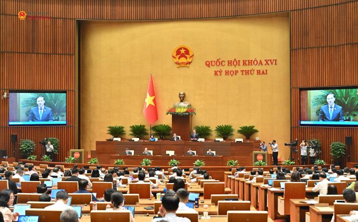 Toàn cảnh phiên họp. Ảnh: Quang Khánh