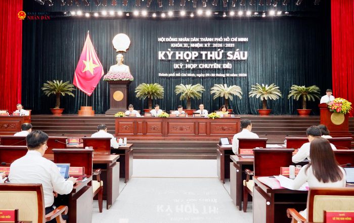 Quang cảnh kỳ họp. Ảnh: Hoa Lê