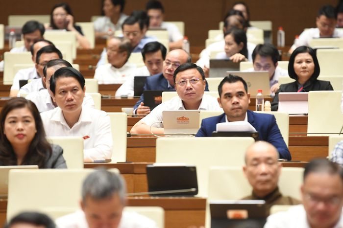 Các đại biểu dự phiên thảo luận