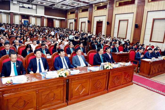 Các đại biểu dự lễ ký kết