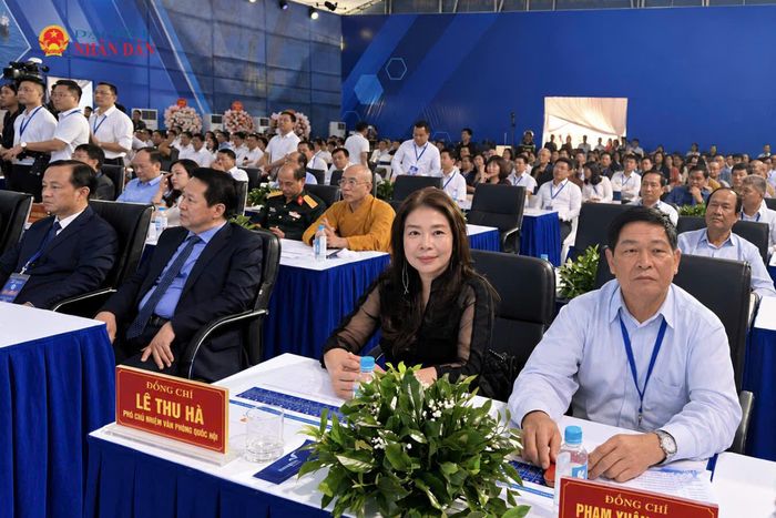 Phó Chủ nhiệm Văn phòng Quốc hội Lê Thu Hà tham dự buổi lễ. Ảnh: Đồng Thưởng
