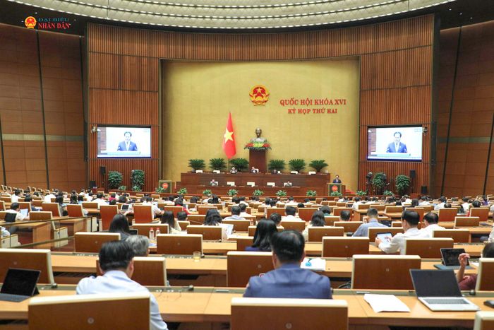 Toàn cảnh phiên thảo luận tại hội trường sáng 29/10. Ảnh: Khánh Duy