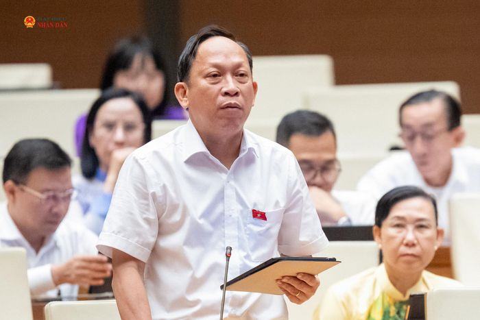 ĐBQH Nguyễn Đình Xuân (Tây Ninh) phát biểu thảo luận. Ảnh: Phạm Thắng