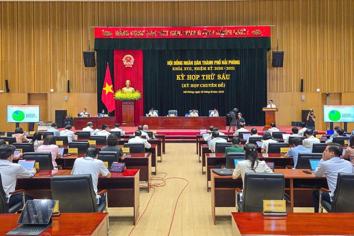 Toàn cảnh kỳ họp. Ảnh: Đàm Thanh