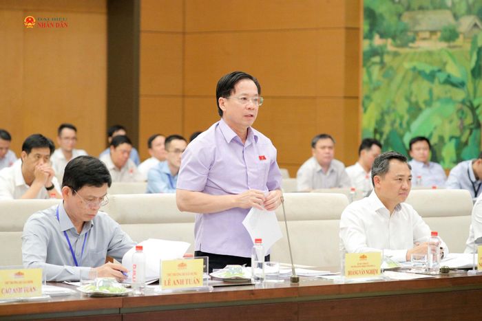Bí thư Tỉnh ủy Sơn La Hoàng Văn Nghiệm phát biểu