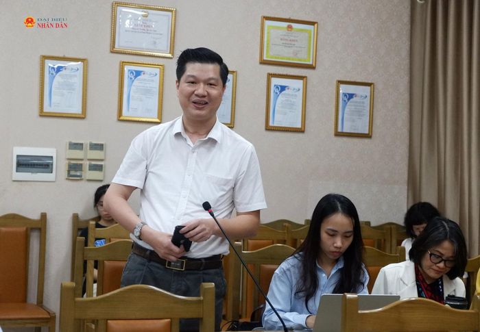 PGS.TS. Lê Hoàng Sơn, Phó Viện trưởng Viện Công nghệ Thông tin, Đại học Quốc gia Hà Nội, cho rằng, cần định nghĩa là khung quản trị, giới hạn phạm vi AI được làm gì, trang bị năng lực cho sinh viên từng ngành