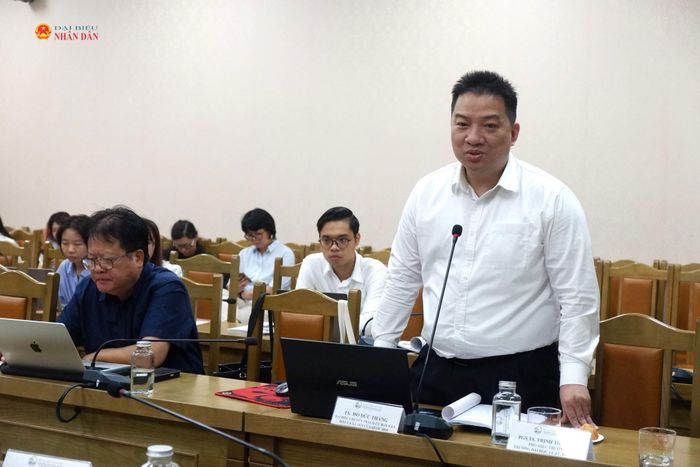 Trong bối cảnh AI phát triển nhanh chưa từng có, ĐBQH hoạt động chuyên trách tại Ủy ban Văn hóa và Xã hội Hồ Đức Thắng nhấn mạnh yêu cầu các nhà trường cần thiết kế chương trình đào tạo để sinh viên dùng được AI, vì muốn hay không, sau này ra trường các em sẽ phải sống cùng AI