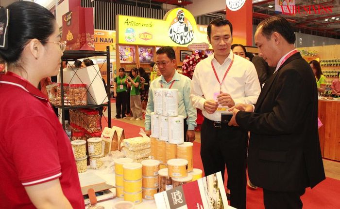 Mở rộng kênh phân phối, kết nối hệ thống bán lẻ giúp các HTX ở Tây Ninh đưa đặc sản địa phương đến gần hơn với người tiêu dùng.