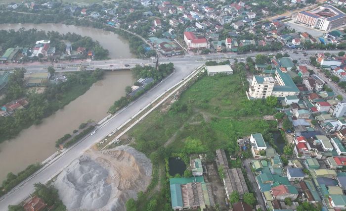 Nằm ở vị trí "đất vàng" cửa ngõ phía Nam đô thị trung tâm Hà Tĩnh, dự án trở thành điểm nghẽn trong phát triển đô thị.