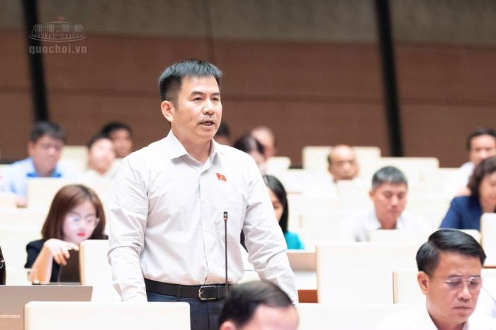 Đại biểu Nguyễn Trung Kiên cho rằng việc bồi thường, giải phóng mặt bằng phải tính đến những trường hợp thửa đất có diện tích lớn, được hình thành từ lịch sử sử dụng đất qua nhiều thế hệ.