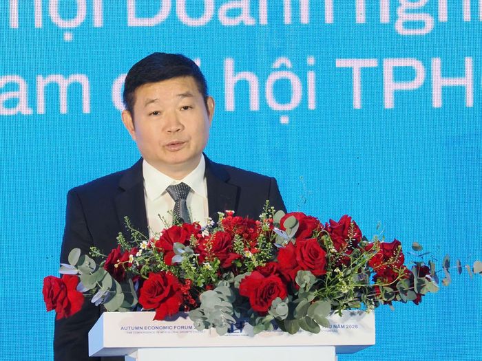 Quyền Chủ tịch Hiệp hội Doanh nghiệp Trung Quốc tại Việt Nam, Chi hội TP Hồ Chí Minh Yang Wen Bin phát biểu tại hội thảo.