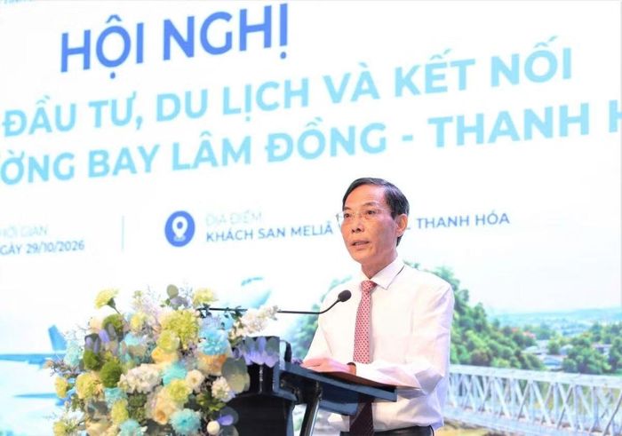 Đồng chí Đầu Thanh Tùng, Phó Chủ tịch UBND tỉnh Thanh Hóa đánh giá cao sáng kiến kết nối kinh tế của tỉnh Lâm Đồng.