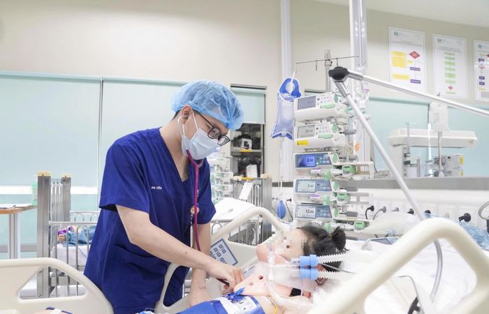 Chăm sóc trẻ ghép tạng tại Bệnh viện Nhi Trung ương. (Ảnh: SKĐS)