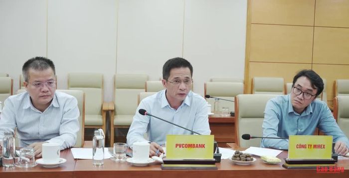 Đại biểu phát biểu tại buổi làm việc.