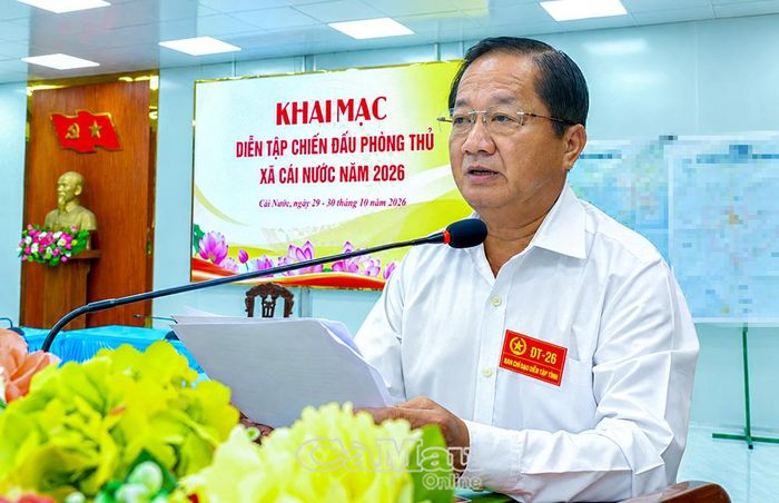 Phó Chủ tịch Thường trực Uỷ ban MTTQ Việt Nam tỉnh Cà Mau Lê Thanh Triều, Uỷ viên ban Chỉ đạo diễn tập tỉnh, phát biểu chỉ đạo diễn tập.