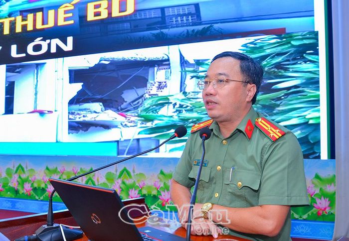  Thượng tá Nguyễn Anh Tuấn, Trinh sát viên cao cấp, Cục An ninh nội địa (Bộ Công an), trình bày chuyên đề phòng, chống khủng bố và tài trợ khủng bố.