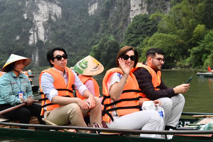 Các đại biểu kiểm toán quốc tế bày tỏ ấn tượng với vẻ đẹp của thiên nhiên và sự hiếu khách của người dân Việt Nam. Ảnh: N.Lộc