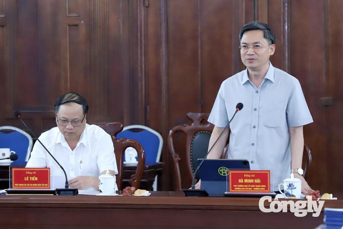 Đồng chí Phó Trưởng Ban Tổ chức Trung ương Hà Minh Hải phát biểu kết luận buổi làm việc.