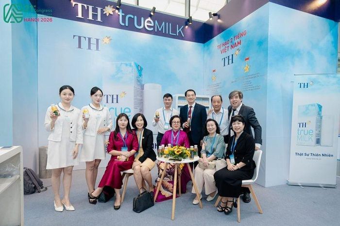 Một số gian hàng trưng bày tại Hội nghị