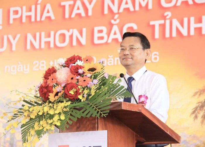 Phó Chủ tịch UBND tỉnh Gia Lai Nguyễn Tự Công Hoàng cho rằng, Dự án Khu đô thị phía Tây Nam Long Vân được triển khai sẽ góp phần hoàn thiện không gian đô thị, tạo động lực thúc đẩy tăng trưởng kinh tế, thực hiện thắng lợi mục tiêu phát triển kinh tế - xã hội của phường Quy Nhơn Bắc và tỉnh Gia Lai trong thời gian tới.