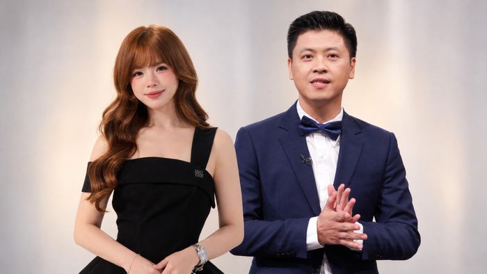 MC Thái Trang và MC Minh Tân lần đầu dẫn điểm cầu Chung kết Đường lên đỉnh Olympia.