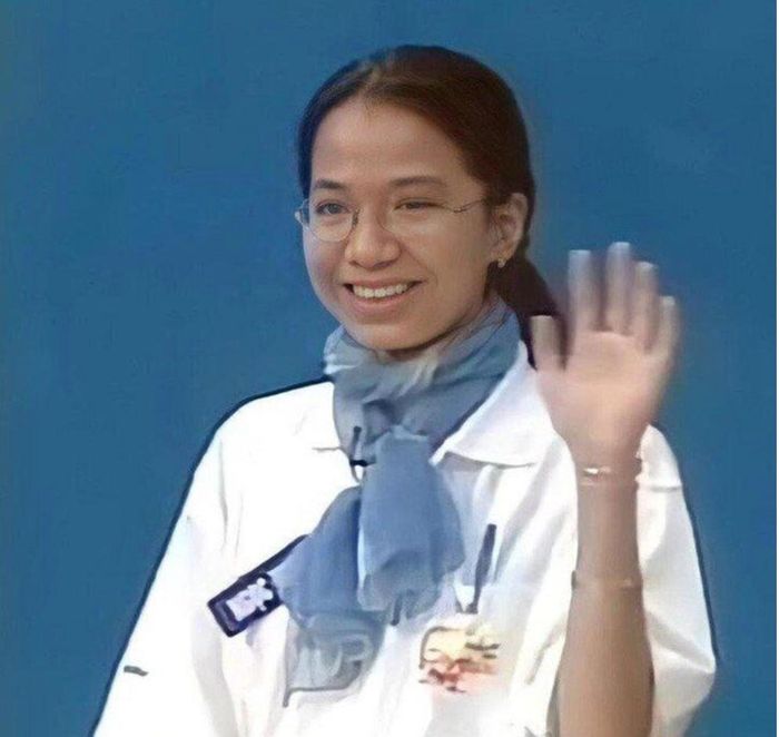 Trần Ngọc Minh là nữ quán quân đầu tiên của Đường lên đỉnh Olympia năm 2000.
