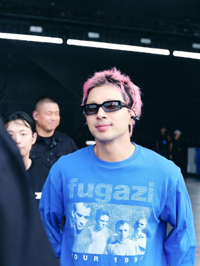 Taeyang chia sẻ loạt ảnh hậu trường concert ở Hà Nội.