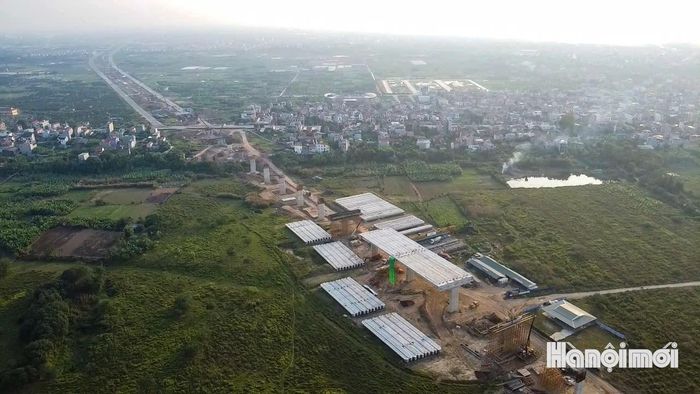 Cầu Hồng Hà thuộc Tiểu dự án đầu tư công trong Dự án thành phần 3 của Dự án đường Vành đai 4 - Vùng Thủ đô Hà Nội.