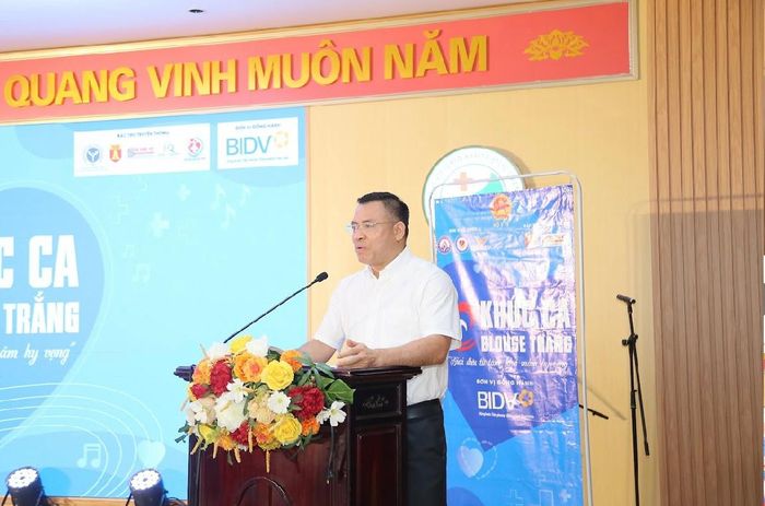Bác sĩ Đoàn Văn Phúc, Phó Giám đốc Bệnh viện Đa khoa Đức Giang chia sẻ tại chương trình. Ảnh: BVCC
