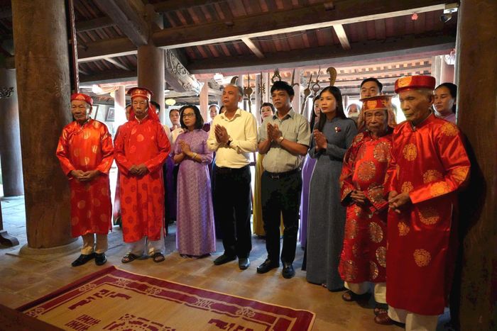 Đình Đại Phùng là nơi diễn ra nhiều nghi lễ quan trọng của địa phương. Ảnh: Nga Nguyễn