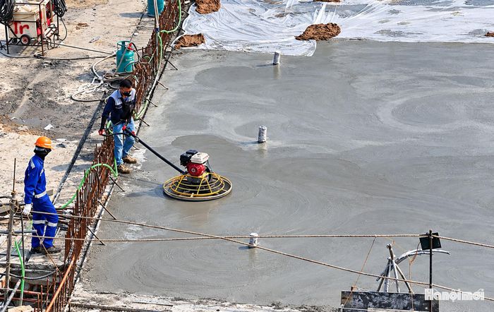 Thời điểm hiện tại, nhà thầu đã hoàn thành hơn 52% khối lượng công việc của dự án.