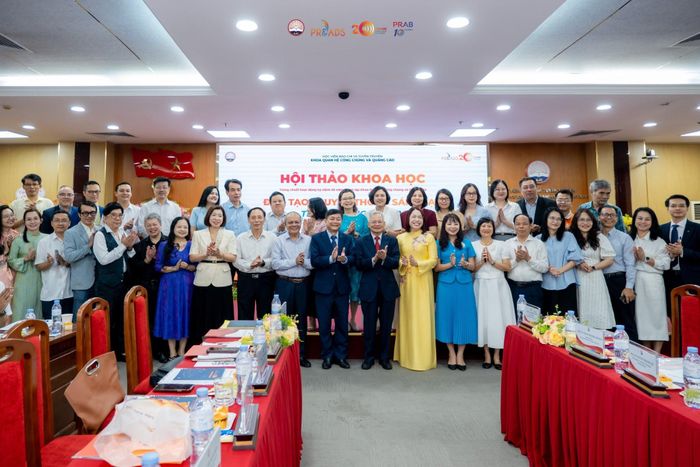 Các khách mời tham dự hội thảo. Ảnh: BTC