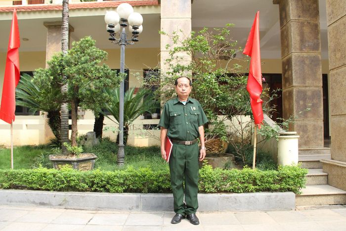 Ông Trịnh Ngọc Sơn chia sẻ: "Khi tham gia hòa giải, ông và các thành viên khác trong tổ luôn đặt chữ tình, chữ tâm lên hàng đầu". Ảnh: Biên Phạm