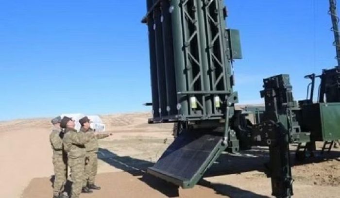 Lịch sử của dòng tên lửa phòng không Barak bắt đầu ở Israel ngay từ những năm 1980, với nỗ lực của Công ty IAI phối hợp cùng Công ty Rafael.