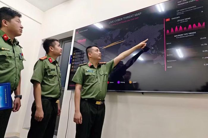 An ninh mạng là nền tảng quan trọng, giữ vai trò bảo đảm an toàn và tạo động lực thúc đẩy tiến trình chuyển đổi số
