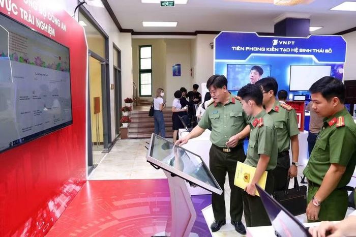 Chuyển đổi số trong Công an nhân dân góp phần tạo nên văn minh xã hội