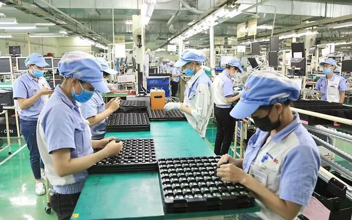 An ninh kinh tế trong FDI còn gắn với ổn định thị trường lao động, quyền lợi người lao động