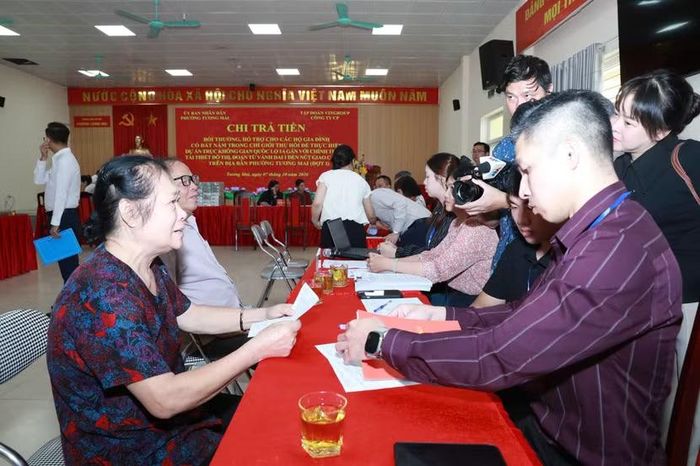 Khi được tuyên truyền và vận động, người dân đều hiểu, chia sẻ và ủng hộ, chủ động nhận tiền bồi thường GPMB tìm nơi tạm cư phù hợp