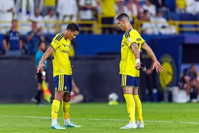 Ronaldo ăn mừng cảm xúc cùng người đàn em Angelo Gabriel (Ảnh: Getty Images)